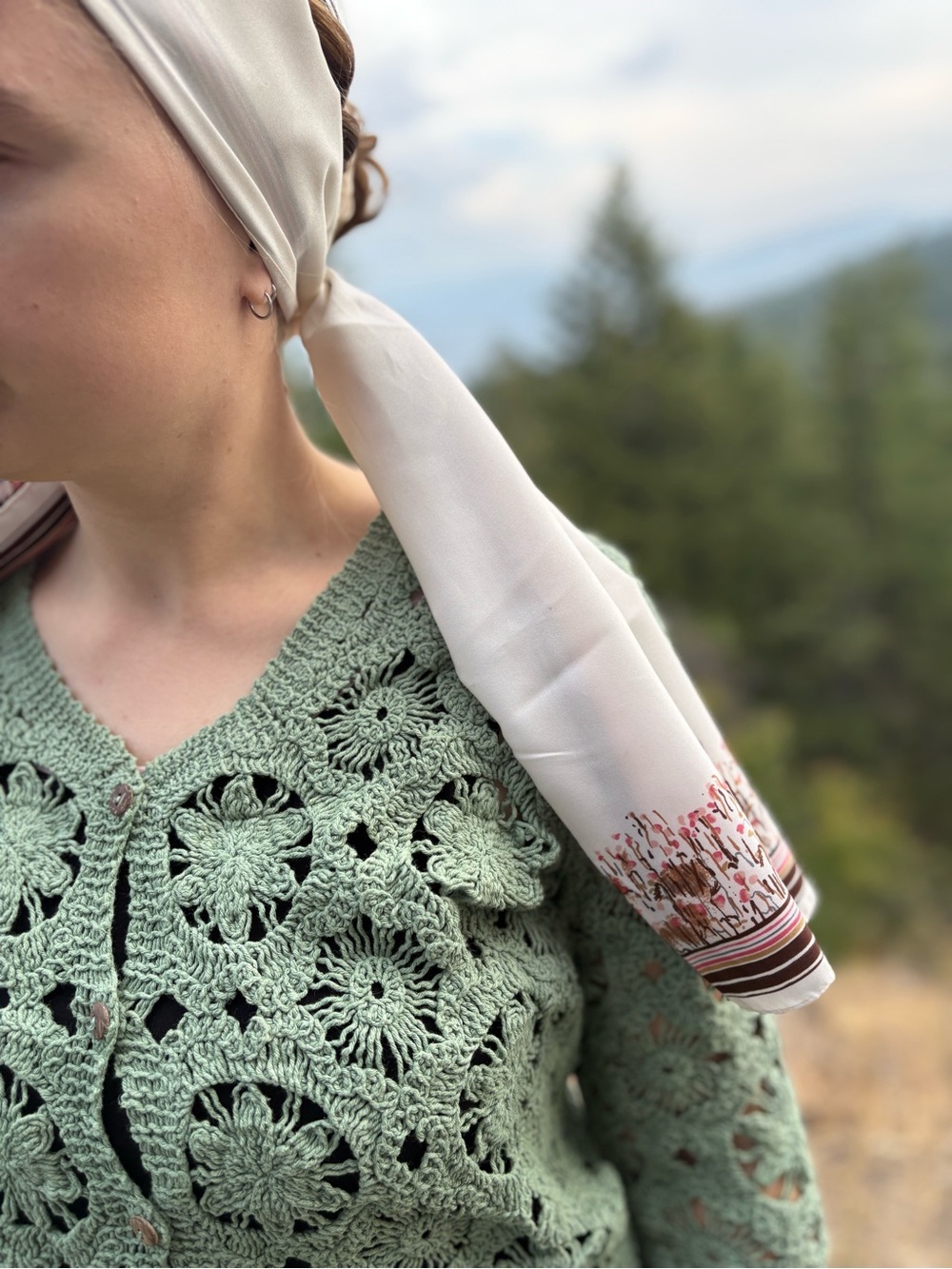 Beautiful Fall Scarf - Picture 5 of 9